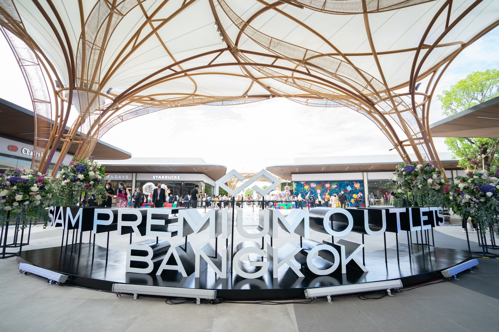 SIAM PREMIUM OUTLETS® BANGKOK ANNOUNCES OPENING BRINGING WORLD'S