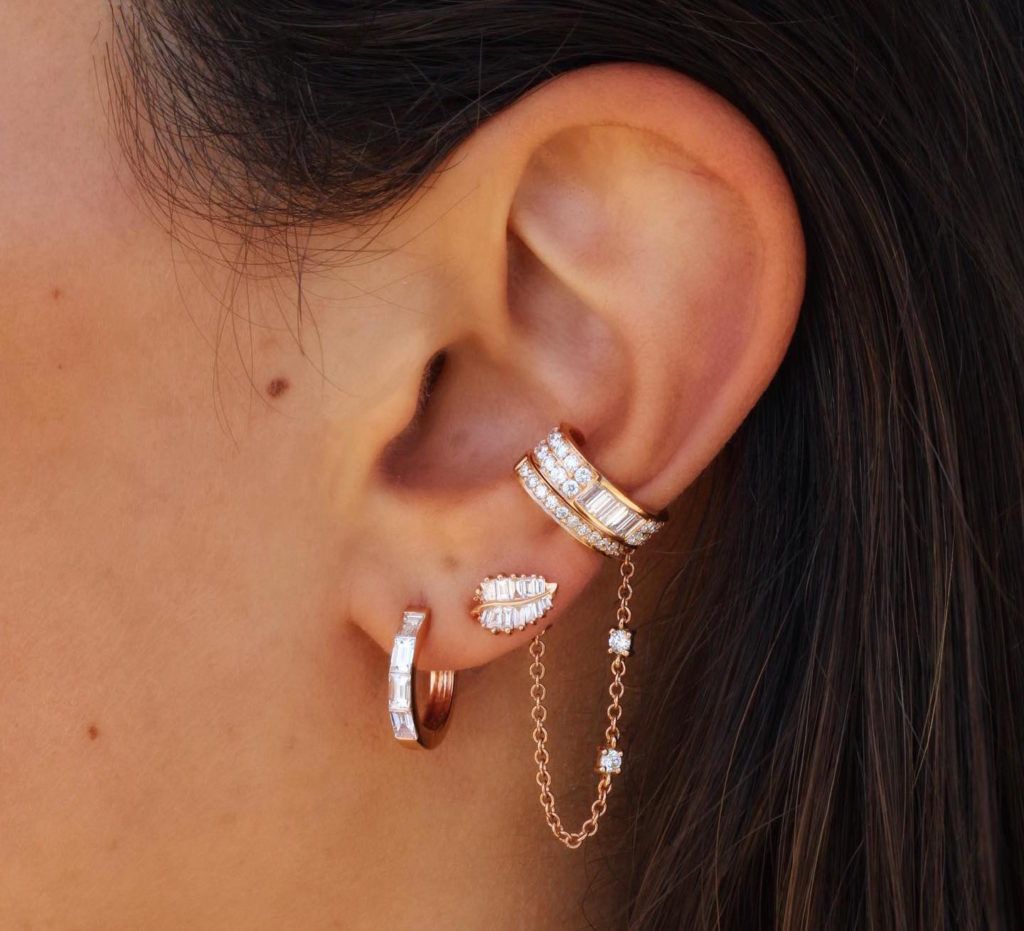 Weekend muse: minimalist statement earrings are a metaphor for 2020