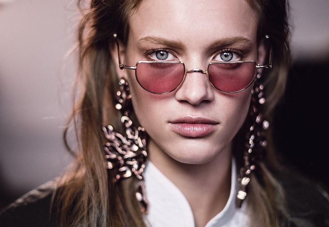 7 pink sunglasses that will actually make you look pretty in pink