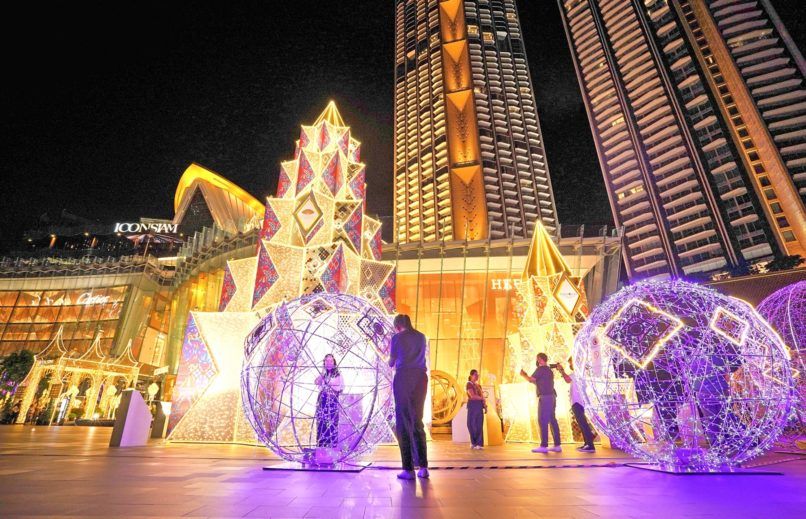 ICONSIAM BANGKOK ILLUMINATION at RIVER PARK 