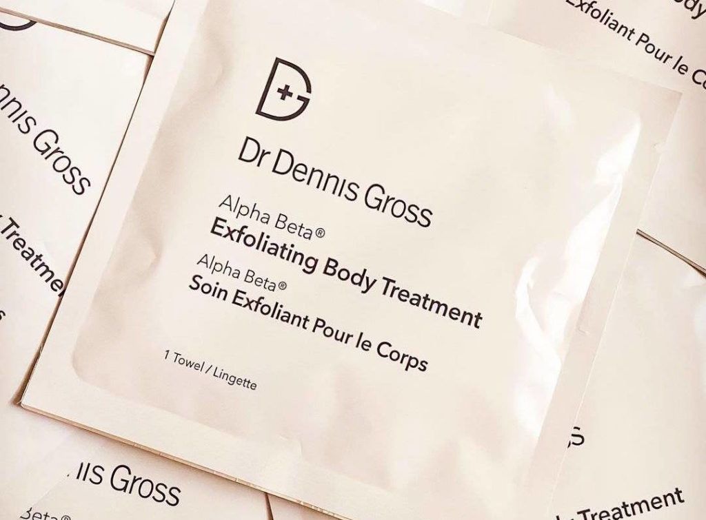 How to actually treat body acne, according to Dr. Dennis Gross