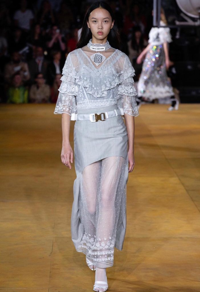 Who is Jan Baiboon, the only Thai model on Chanel's SS22 runway ...