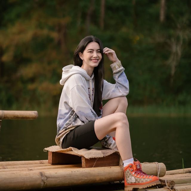 What to wear as the weather gets cooler, inspired by Thai celebrities