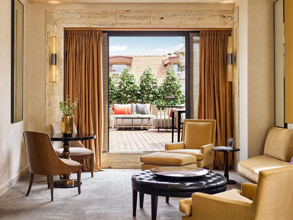 Soon you can unlock your Hyatt hotel room door with your Apple Watch