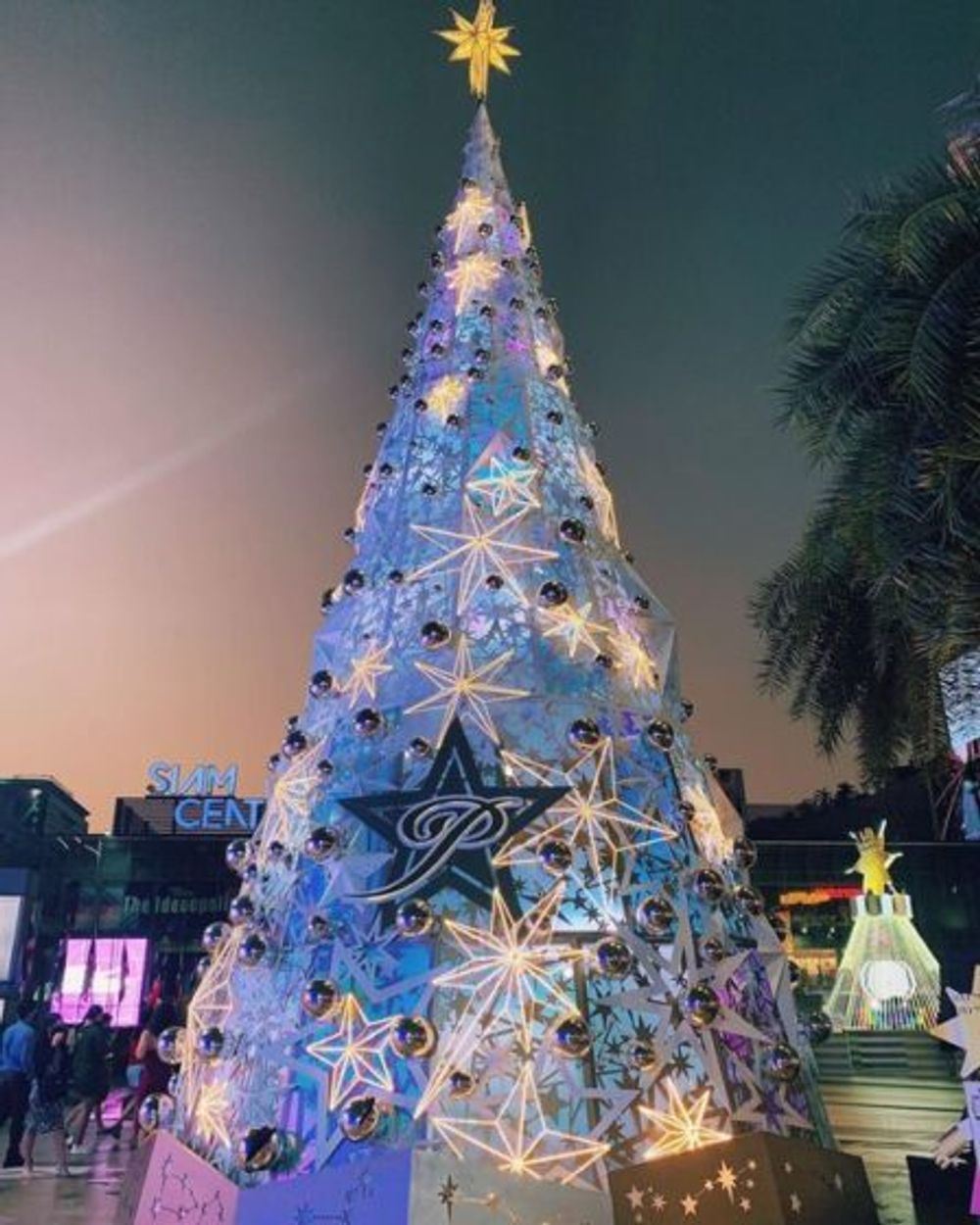 7 places with the best Christmas decorations in Bangkok