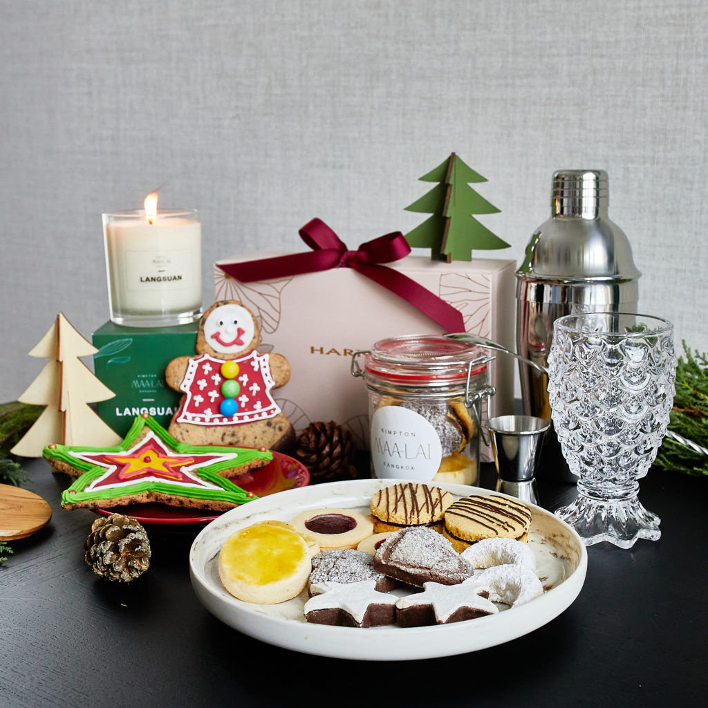 6 Bangkok hotels offering exciting festive hampers this holiday season