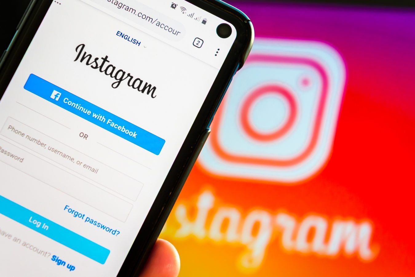 Instagram is testing out paid subscriptions for content creators