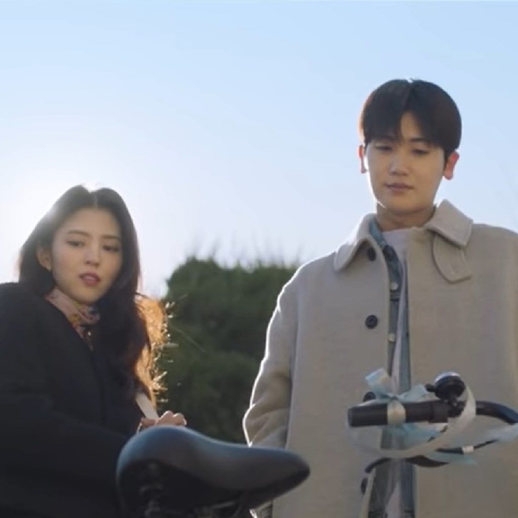 Trailer of Soundtrack #1 starring Han So-hee and Park Hyung-sik shows glimpses of soft romance