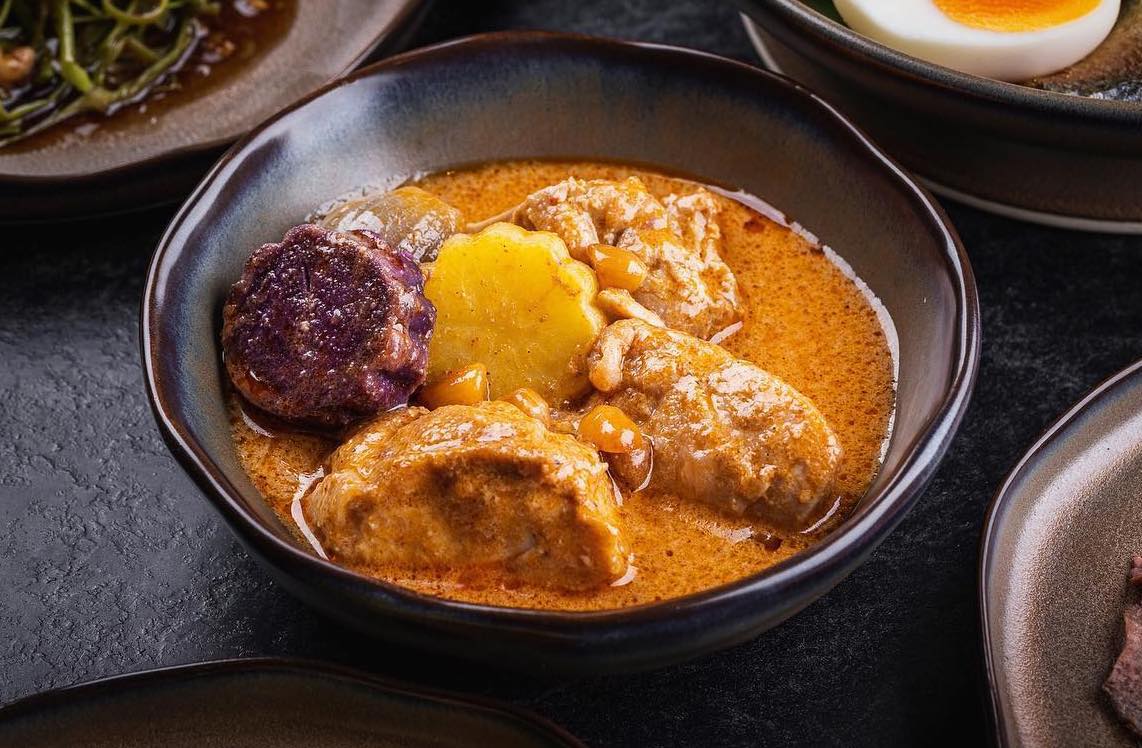 Where to find the best, most satisfying Massaman curry in Bangkok