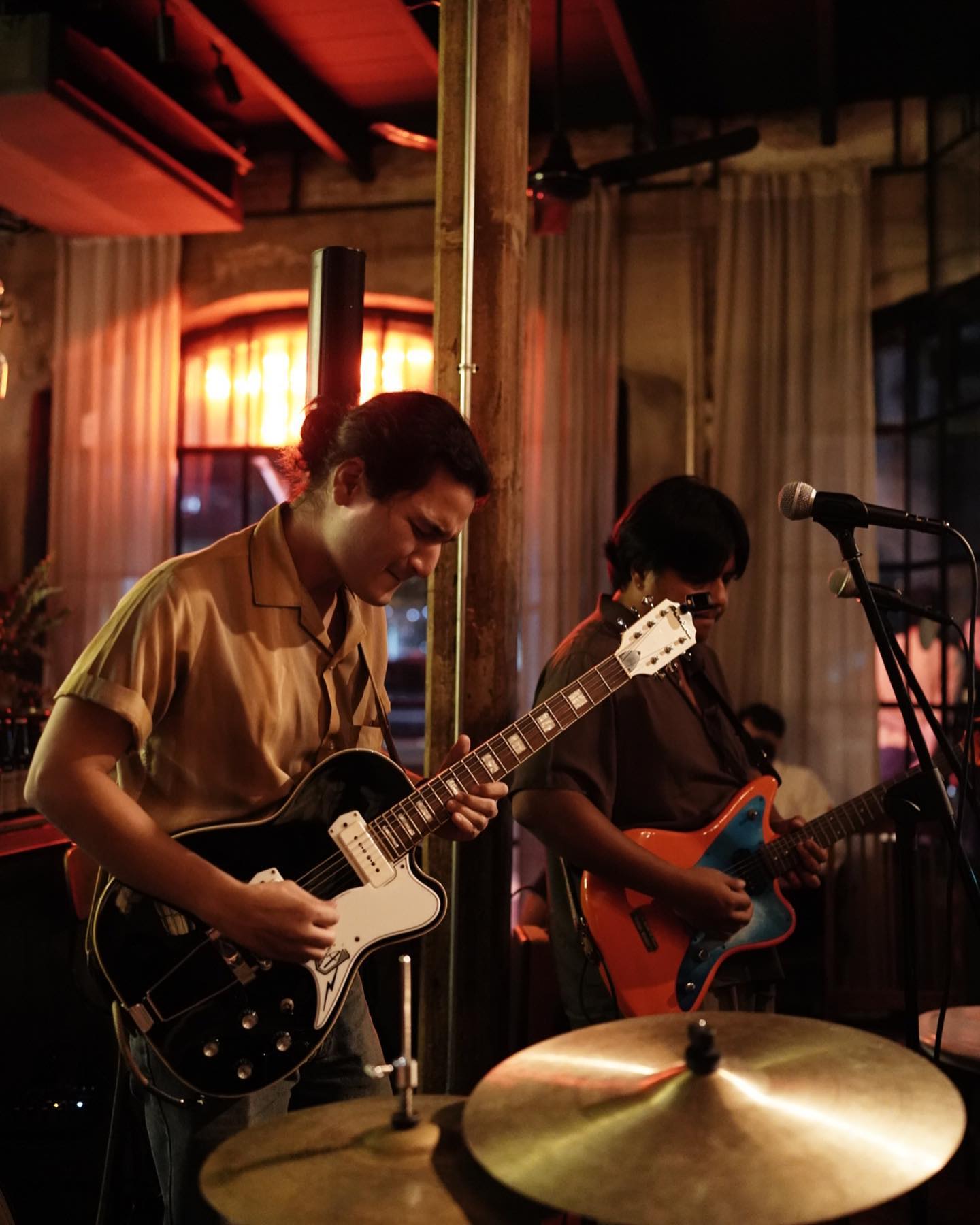 12 Live Music Bars Around Bangkok You Must Not Miss