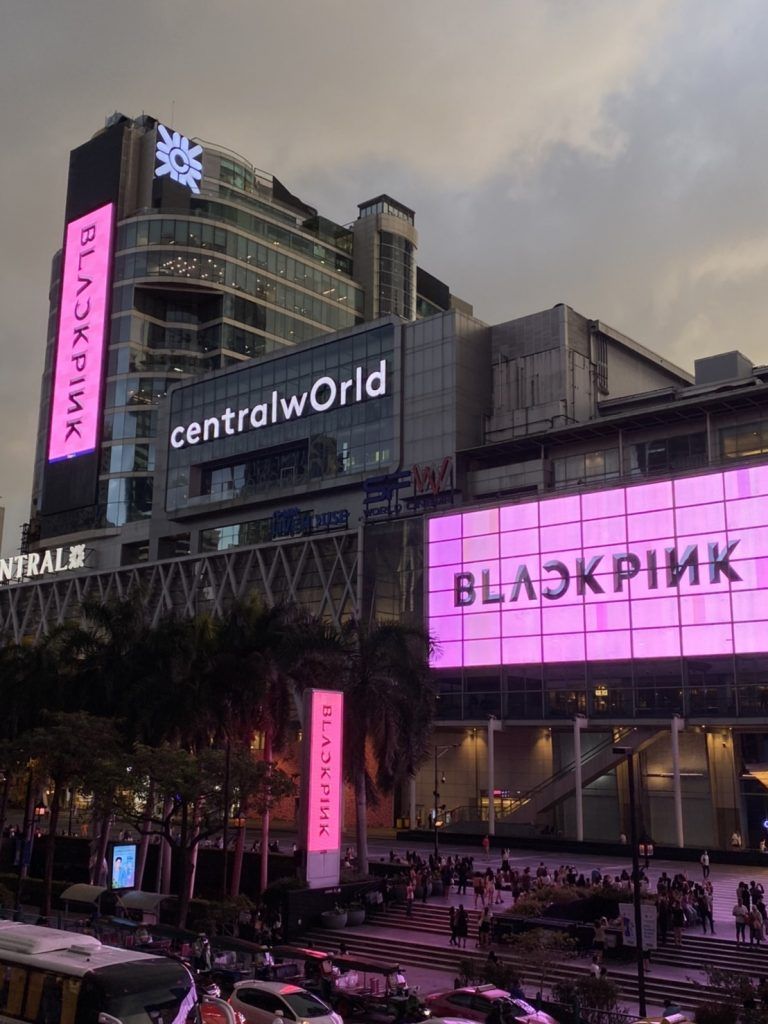 Blackpink dominates Bangkok’s Central World with #LightUpThePink