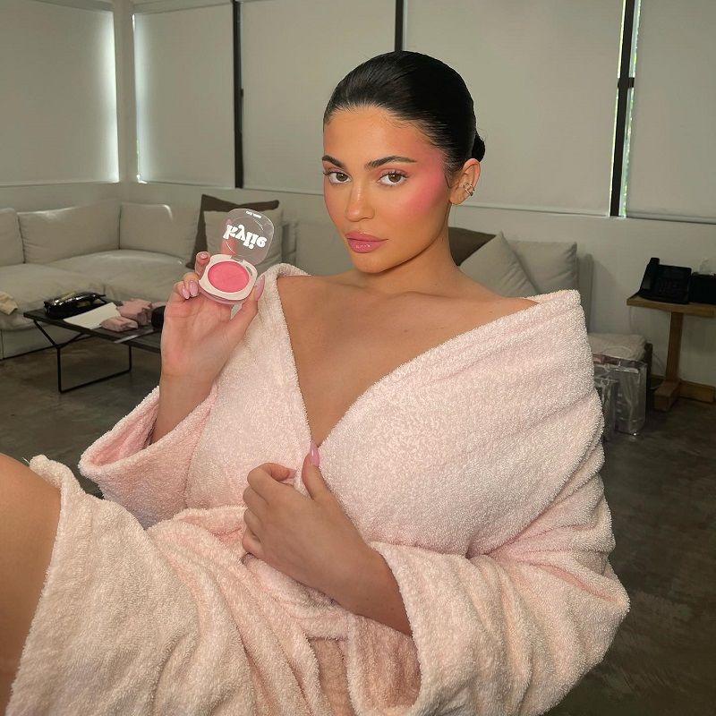 The 20 highest earning celebs on Instagram in 2022, from Kylie to Ronaldo