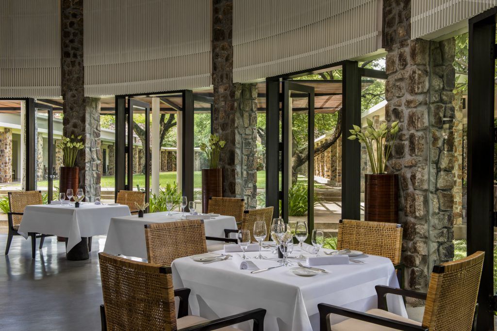 amansara hotel review dining siem reap