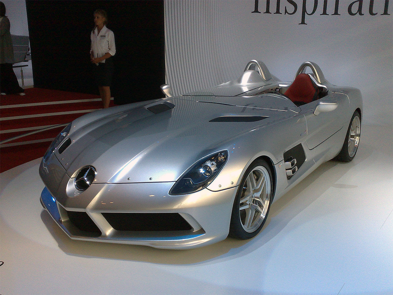 Rihanna Mercedes Benz