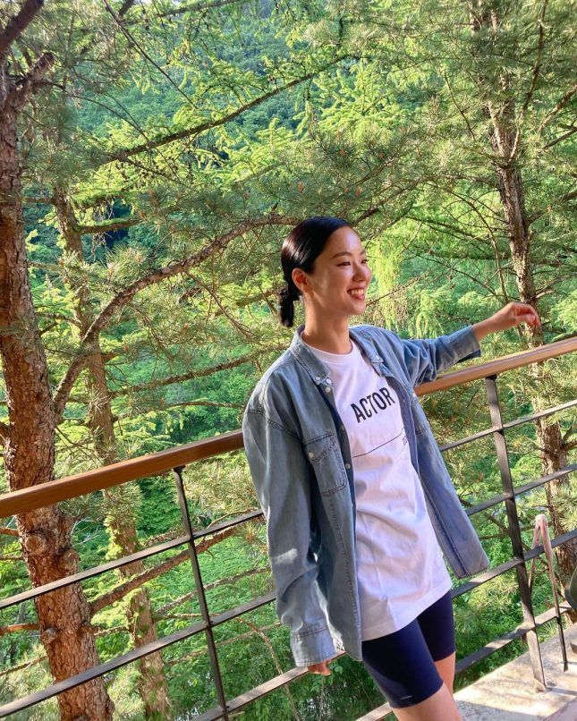 Jeon Yeobeen All you need to know about the 'Glitch' actress