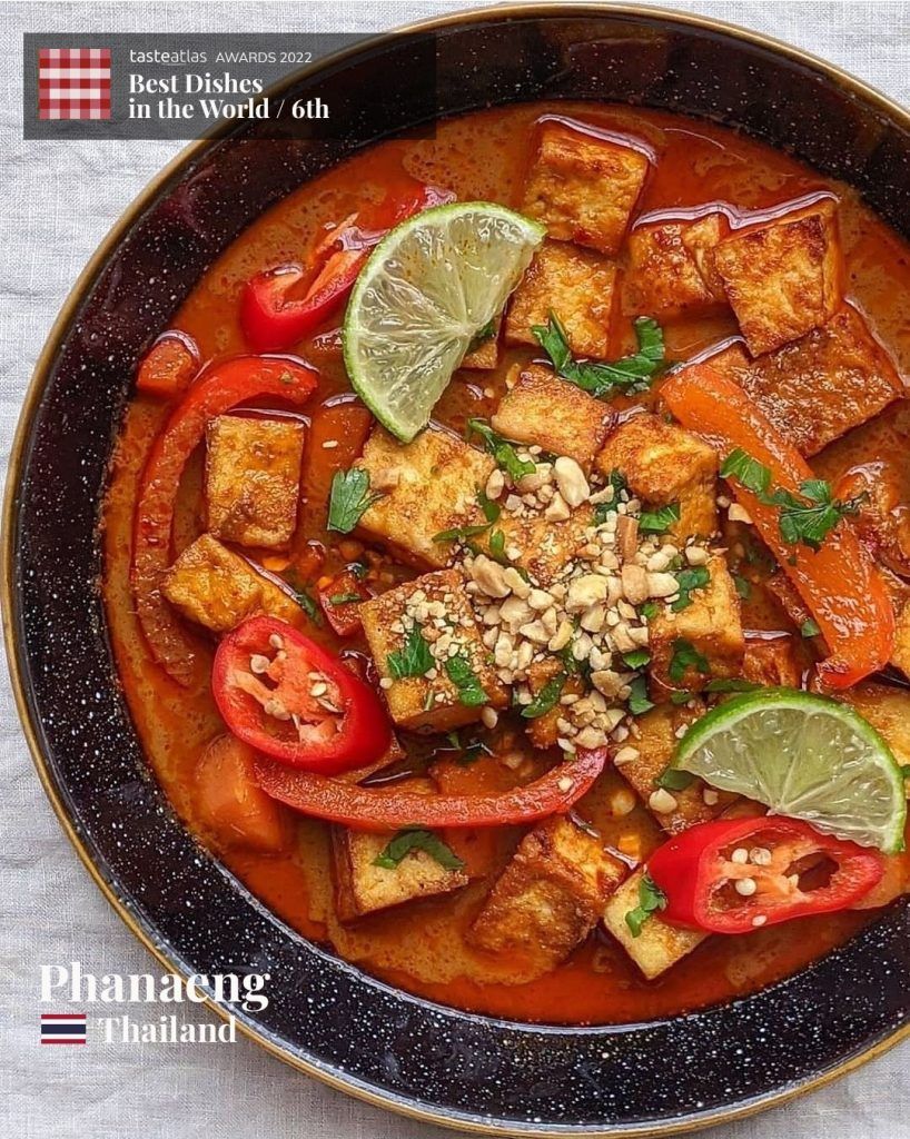 Apparently this stew is “Panang Curry” according to a certain food guide