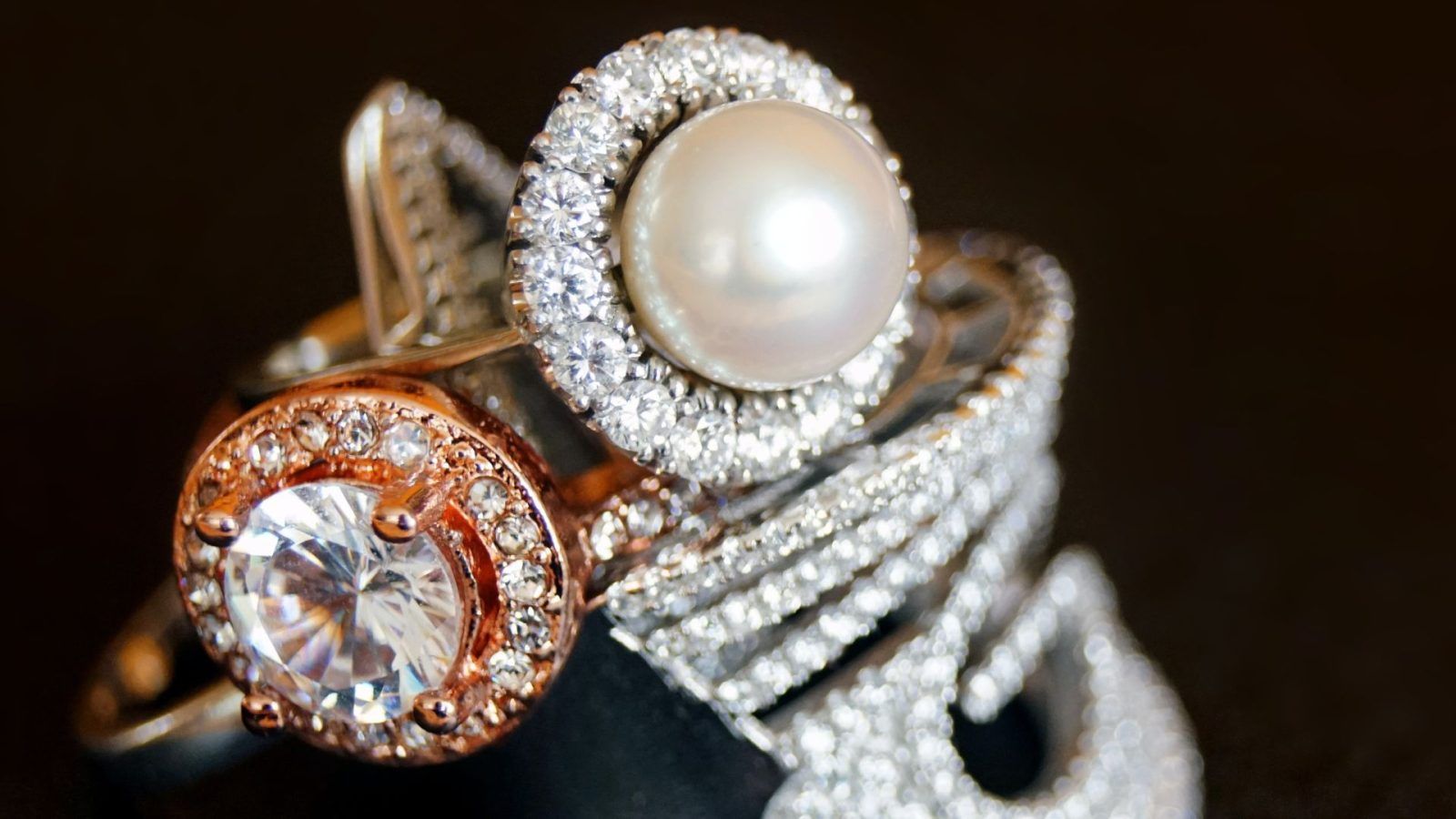 Gemstone rings you should gift your loved one according to their zodiac  signs | The Times of India