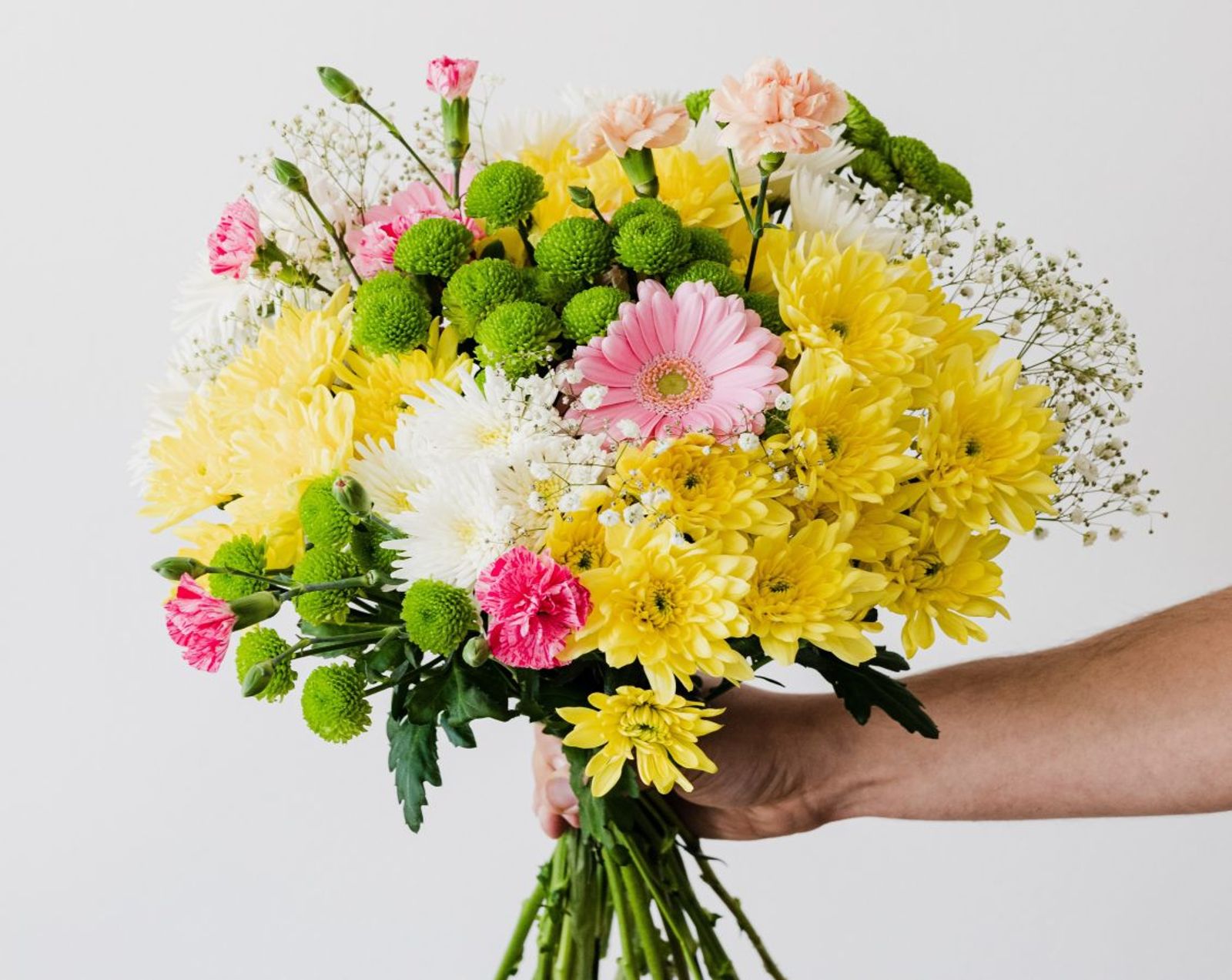 9 flower delivery services in Bangkok for that special someone