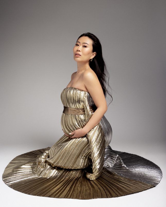 Bling Empire's Kelly Mi Li unveils maternity photos in exclusive
