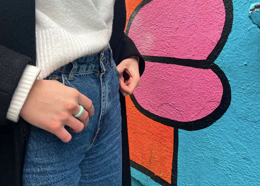 This dating social experiment wants you to meet people naturally IRL