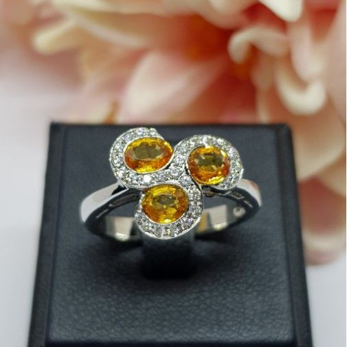 Memorine Jewelry Yellow Sapphire Ring