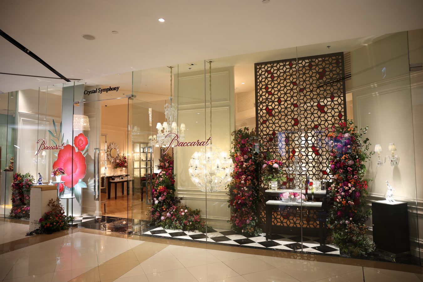 Baccarat unveils its first boutique in Thailand with a grand opening