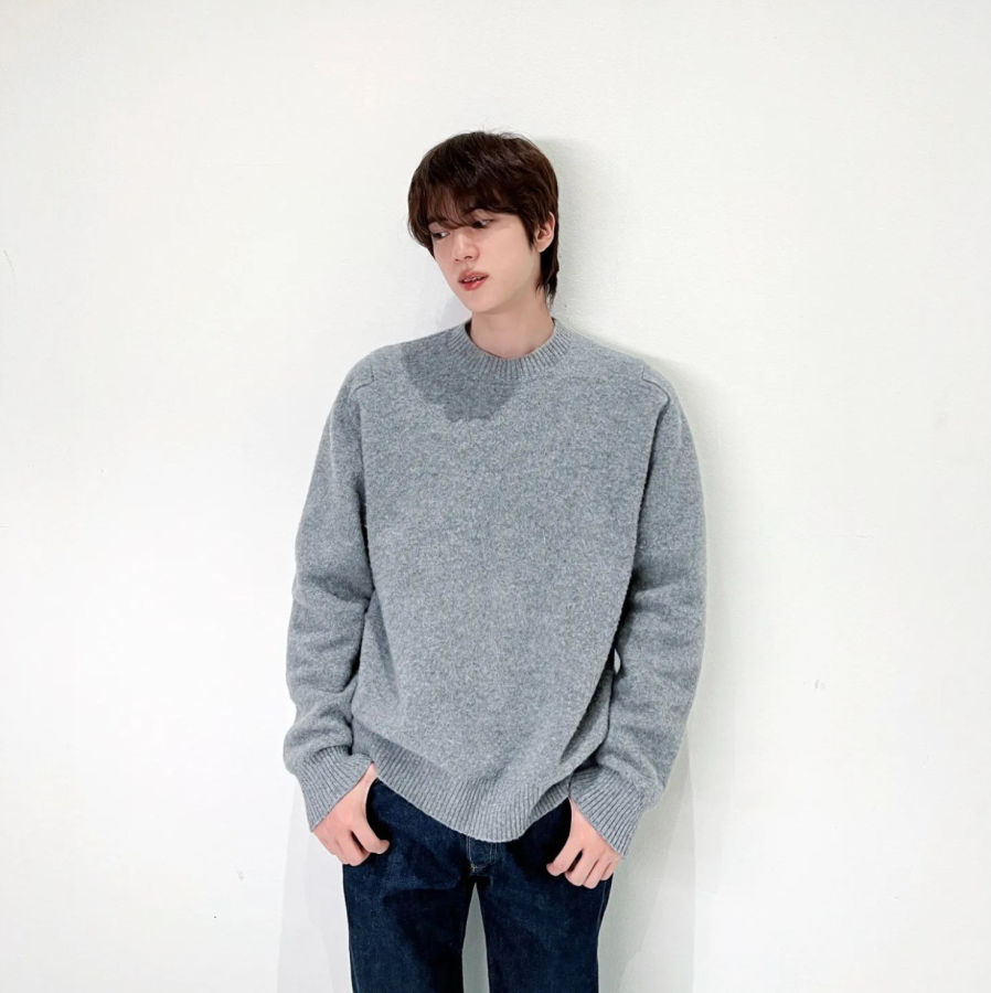 Jin pics on Twitter  Kim seokjin, Seokjin, White short sleeve shirt