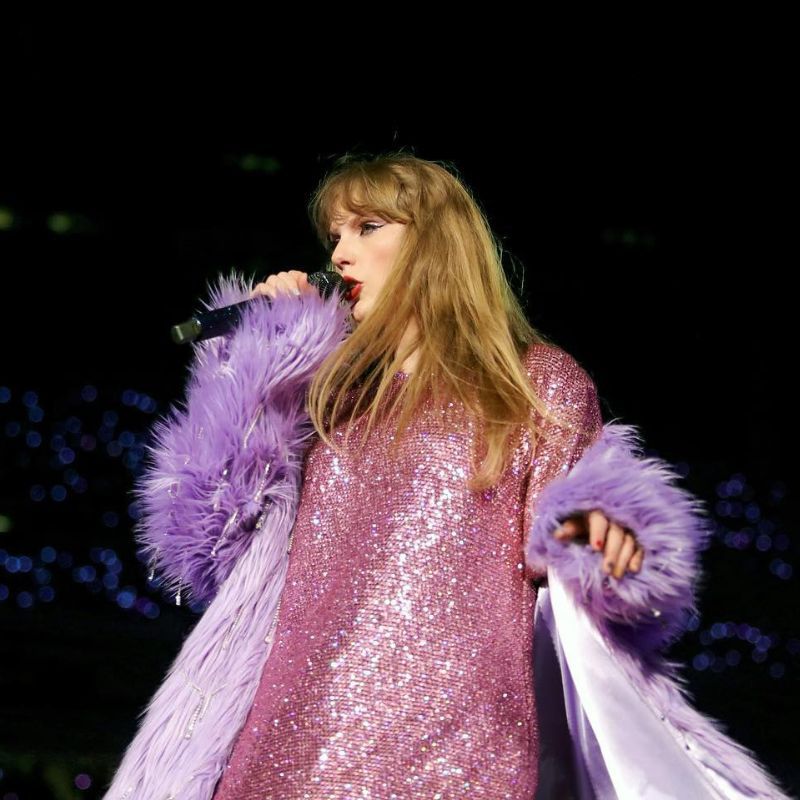 Famous celebrities who are also huge Swifties