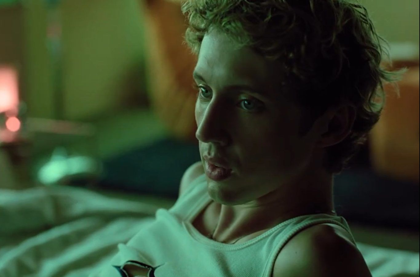 Troye Sivan's Got Me Started music video is set in in Bangkok