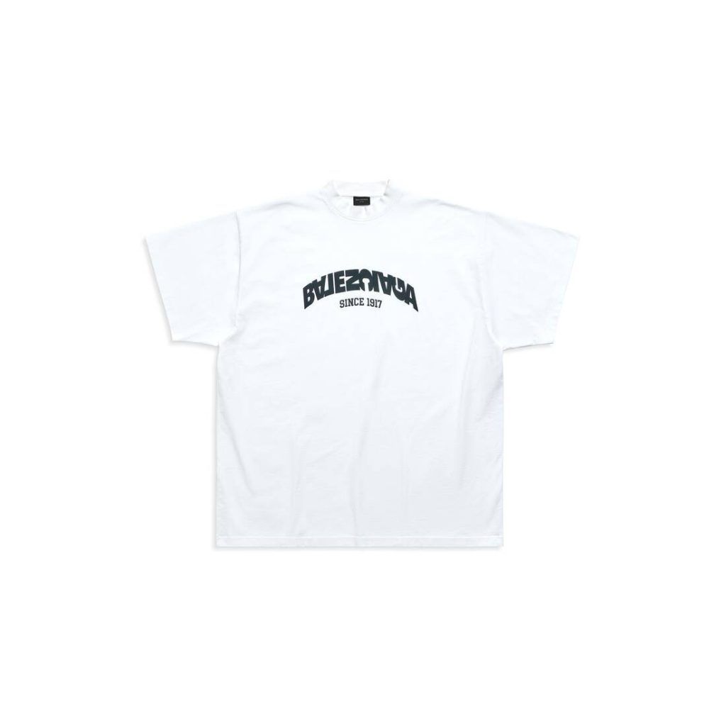 White tee