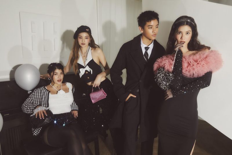 The 4 best colours to wear in hot weather, according to actual science