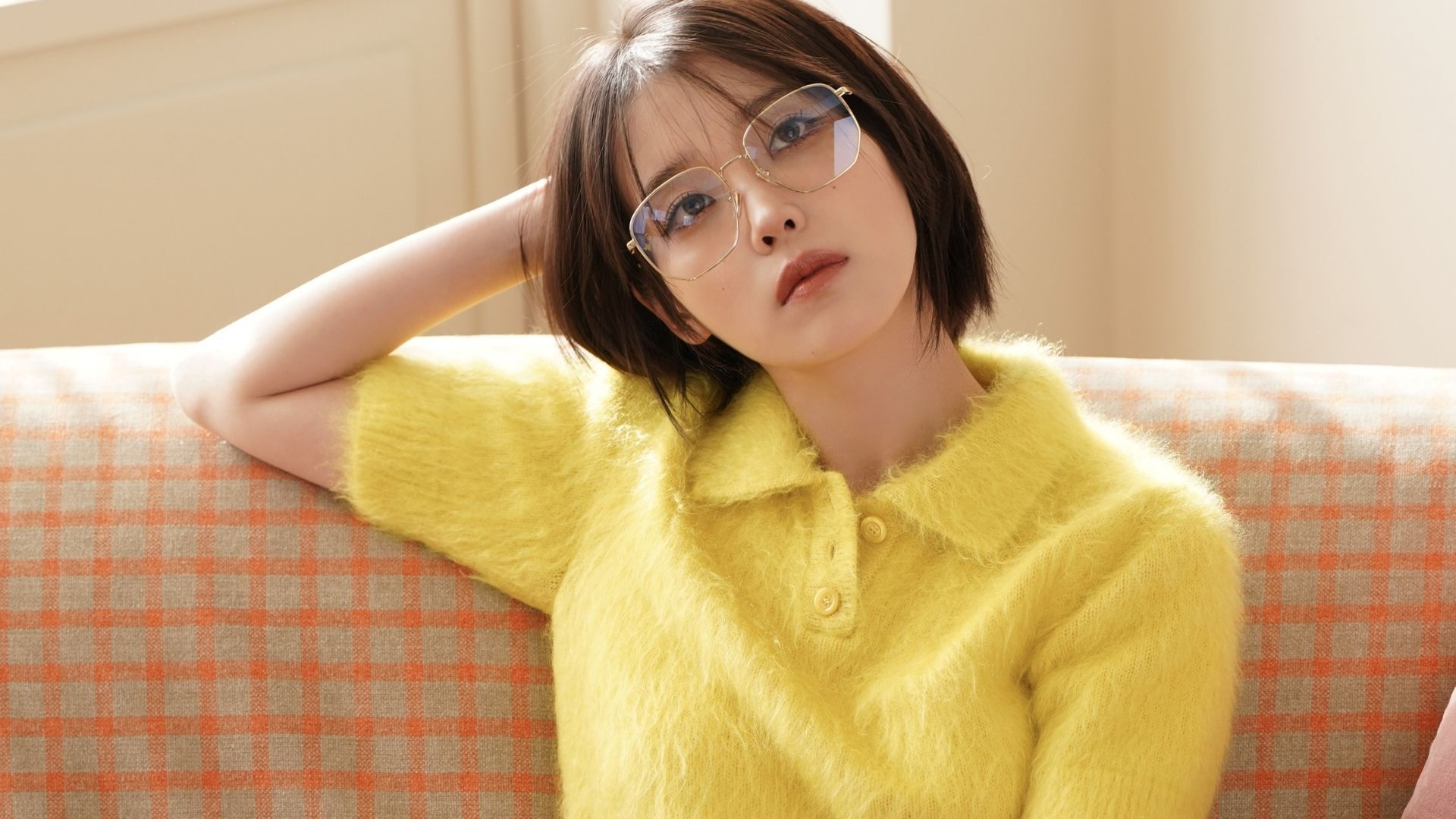 IU's net worth, South Korean singer IU