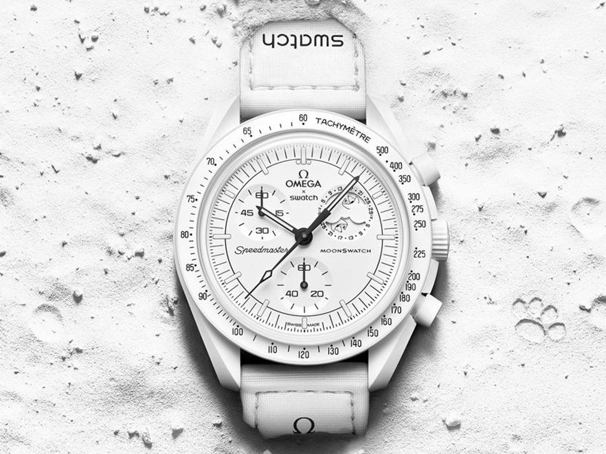 Omega x Swatch introduce the new Moonphase with Snoopy