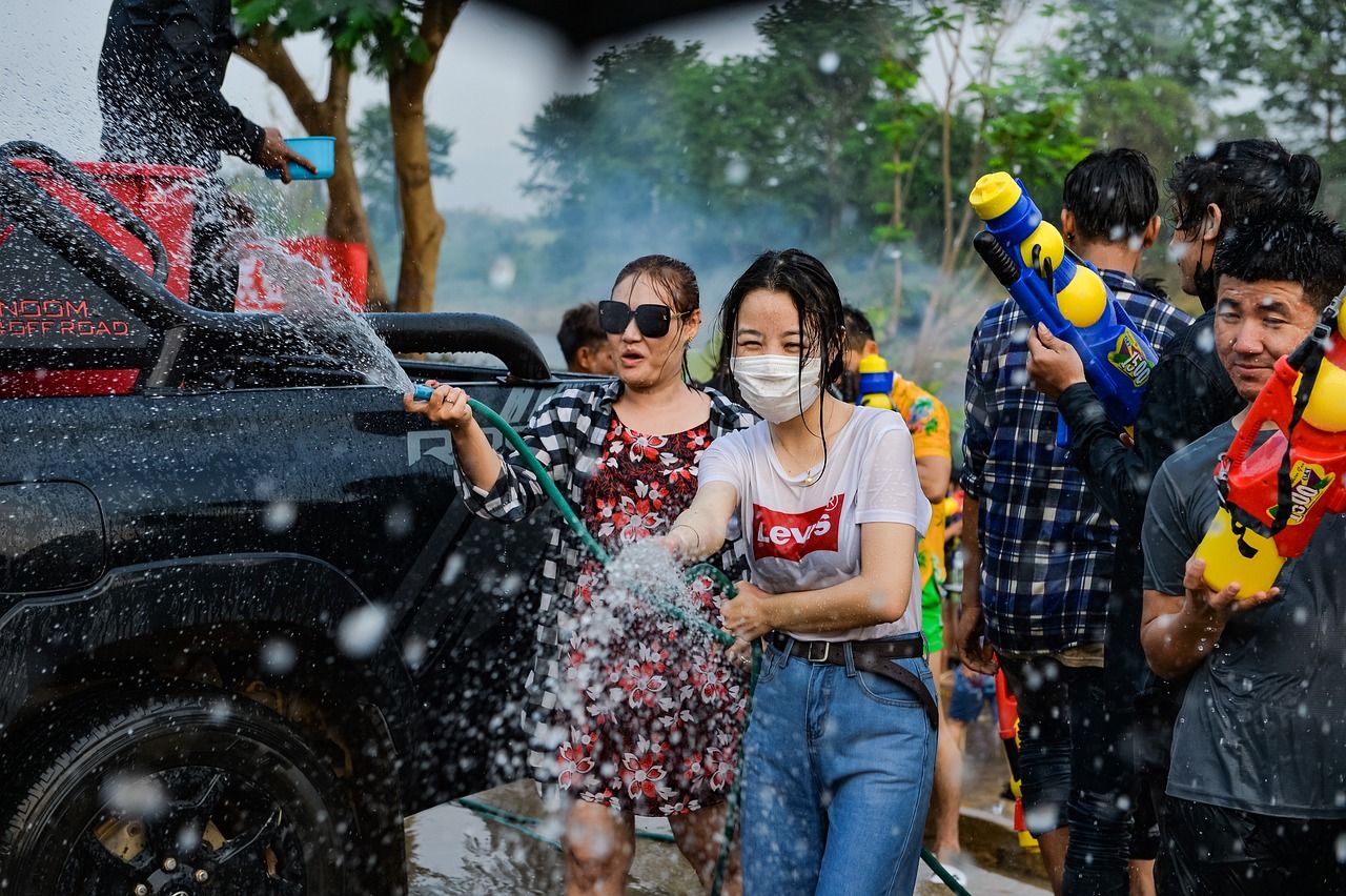 songkran festival thailand guide