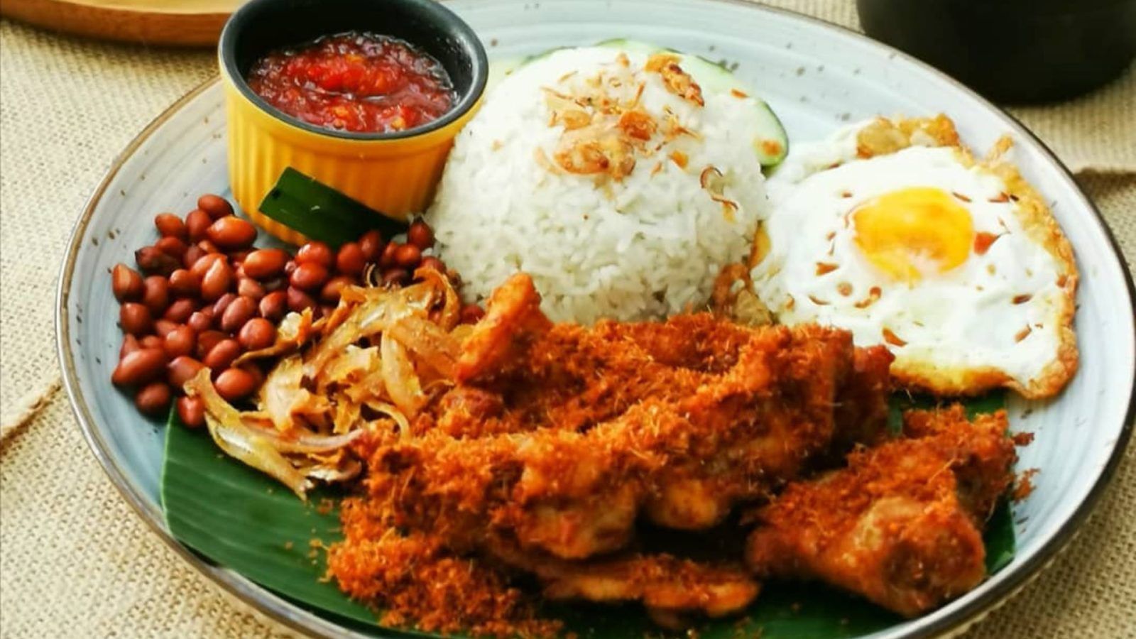 13 Best nasi lemak stalls in KL and Selangor everyone should know