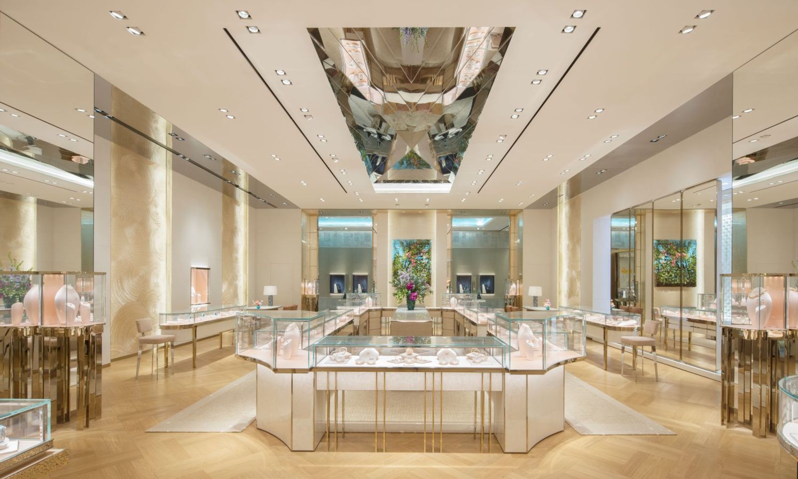 Tiffany & Co. opens a stunning new flagship at Siam Paragon