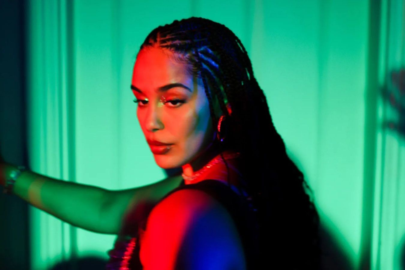 Jorja Smith is bringing her ‘Falling or Flying’ tour to Bangkok