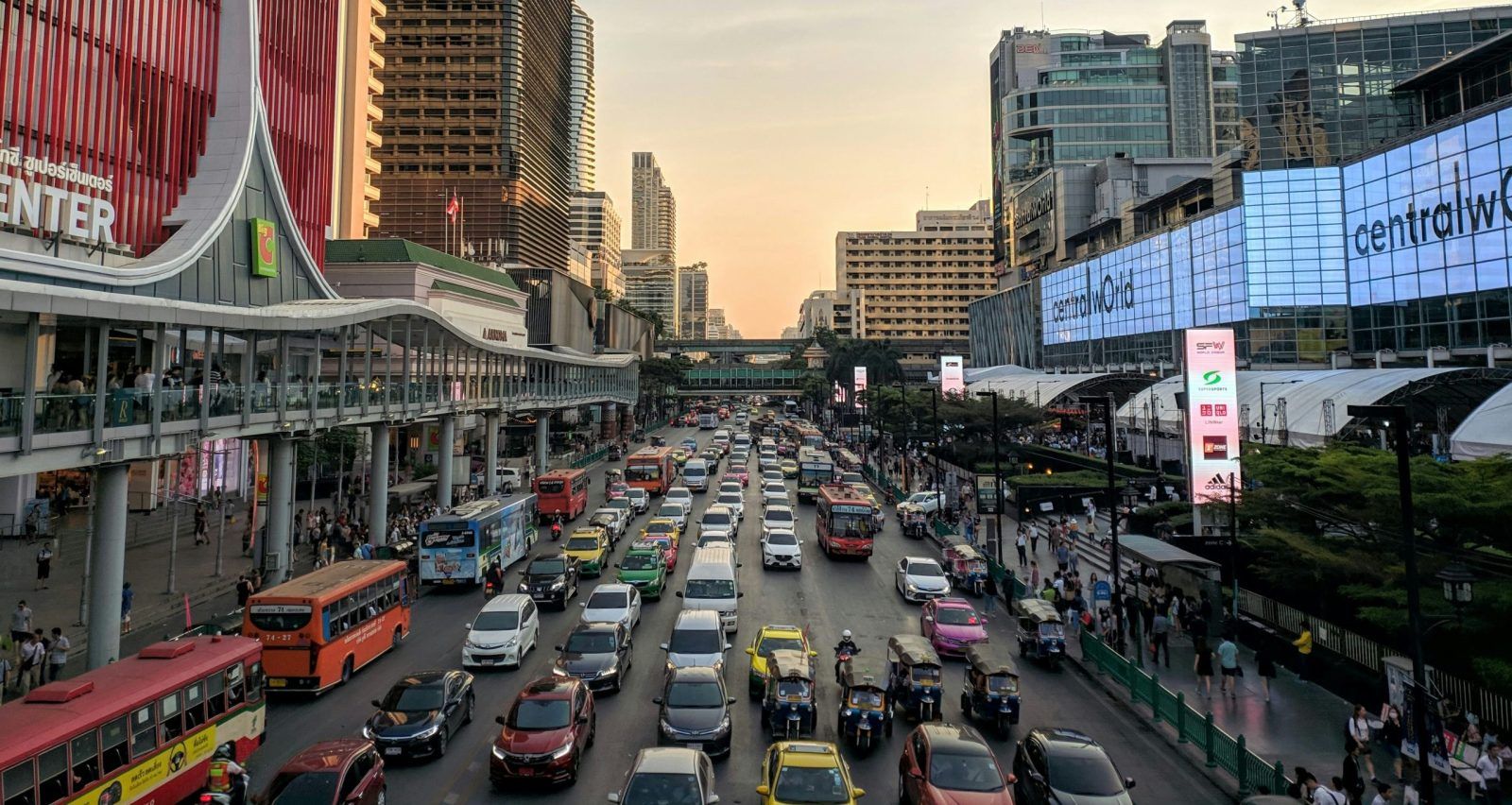 What your Bangkok traffic coping mechanism says about you | LSA