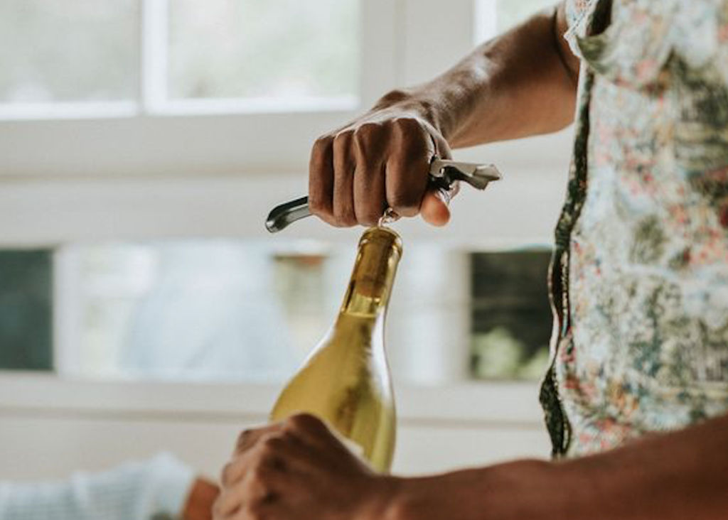 How to properly store opened bottles of wine