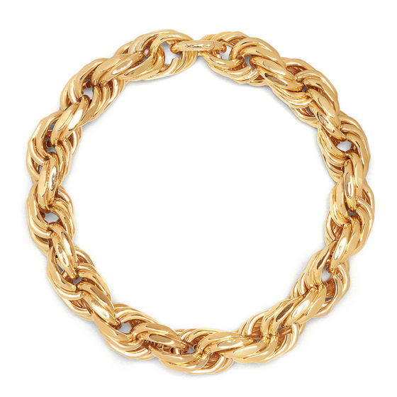 6 Trendy Ways to Style a Chain Link Necklace