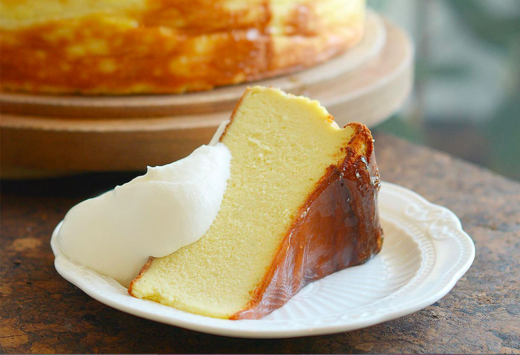 Fluffed Cafe shares their best-selling Vanilla Burnt Cheesecake recipe