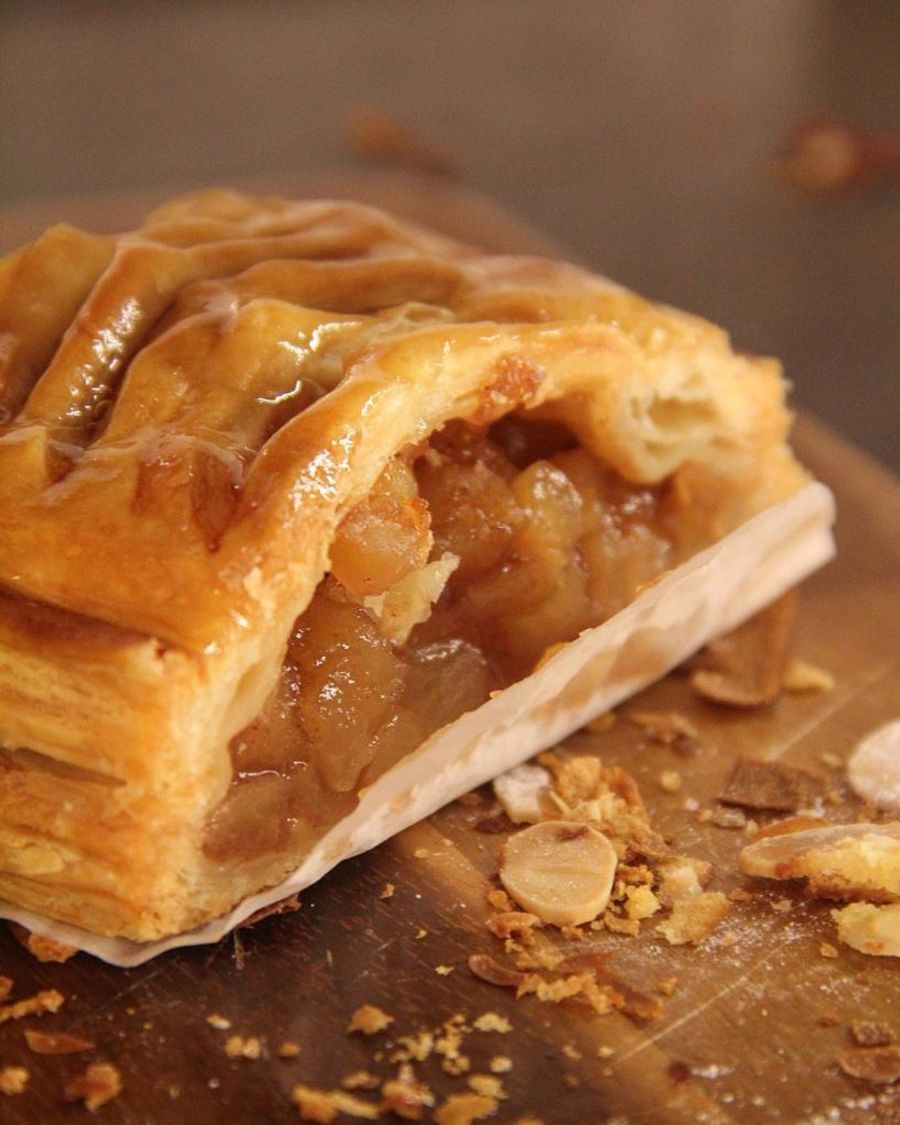 Check out where you can get the best apple strudel around KL and PJ
