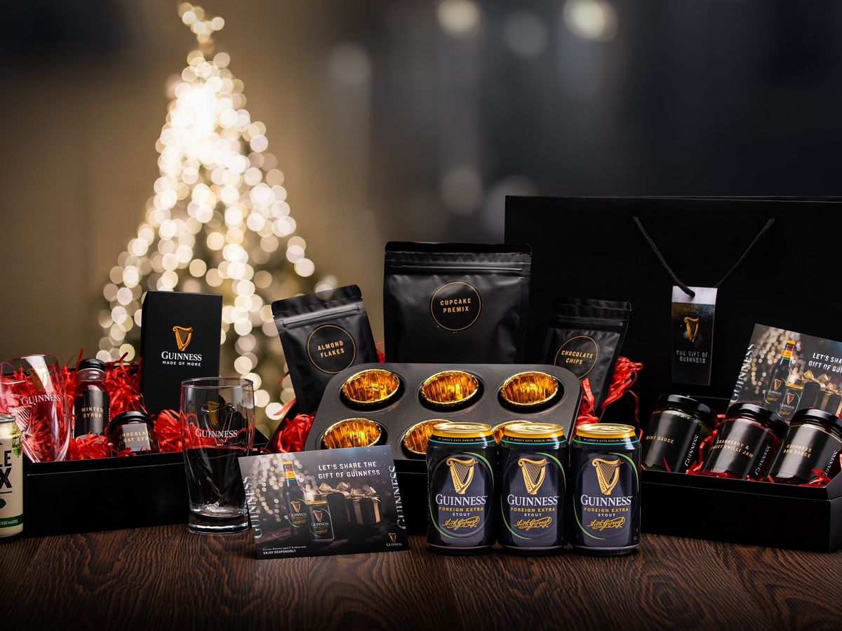 https://images.lifestyleasia.com/wp-content/uploads/sites/5/2020/12/15201952/Guinness-Christmas-Gift-Sets-1-min.jpg?tr=w-1200,h-900