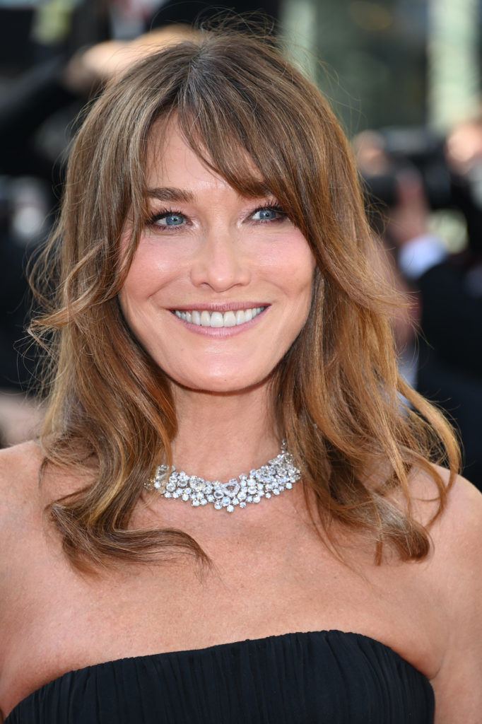 How to wake up in the morning with a stunning blowout hairstyle