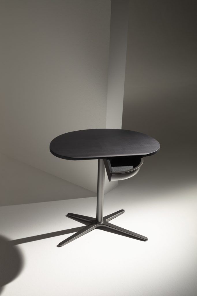 B&B Italia Sir Vito small table