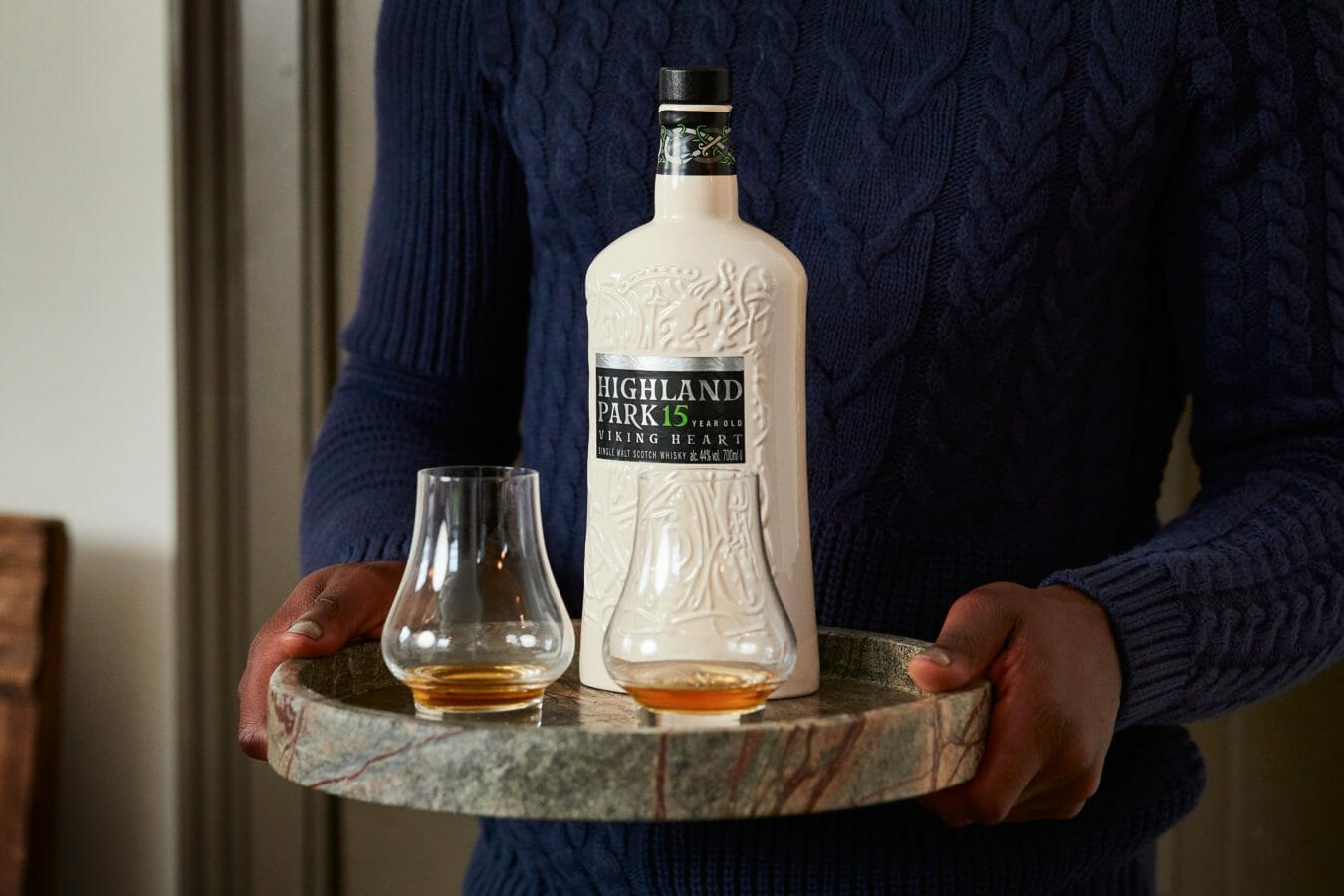 HIGHLAND PARK 15年 VIKING HEART 700ml Highland Park Aged 15 Years Malt Scotch Whisky | The Whisky