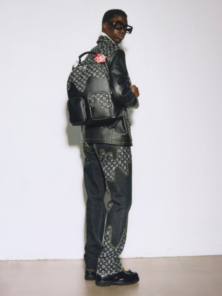 finettchi - A Louis Vuitton collaboration with Bape owner Nigo, the Campus # backpack in Damier Giant Brown.