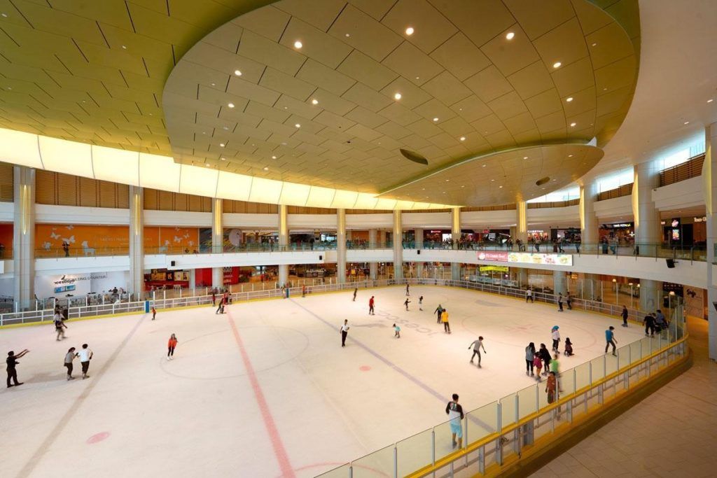 Here are the best places to ice skate, ski and snowboard in KL