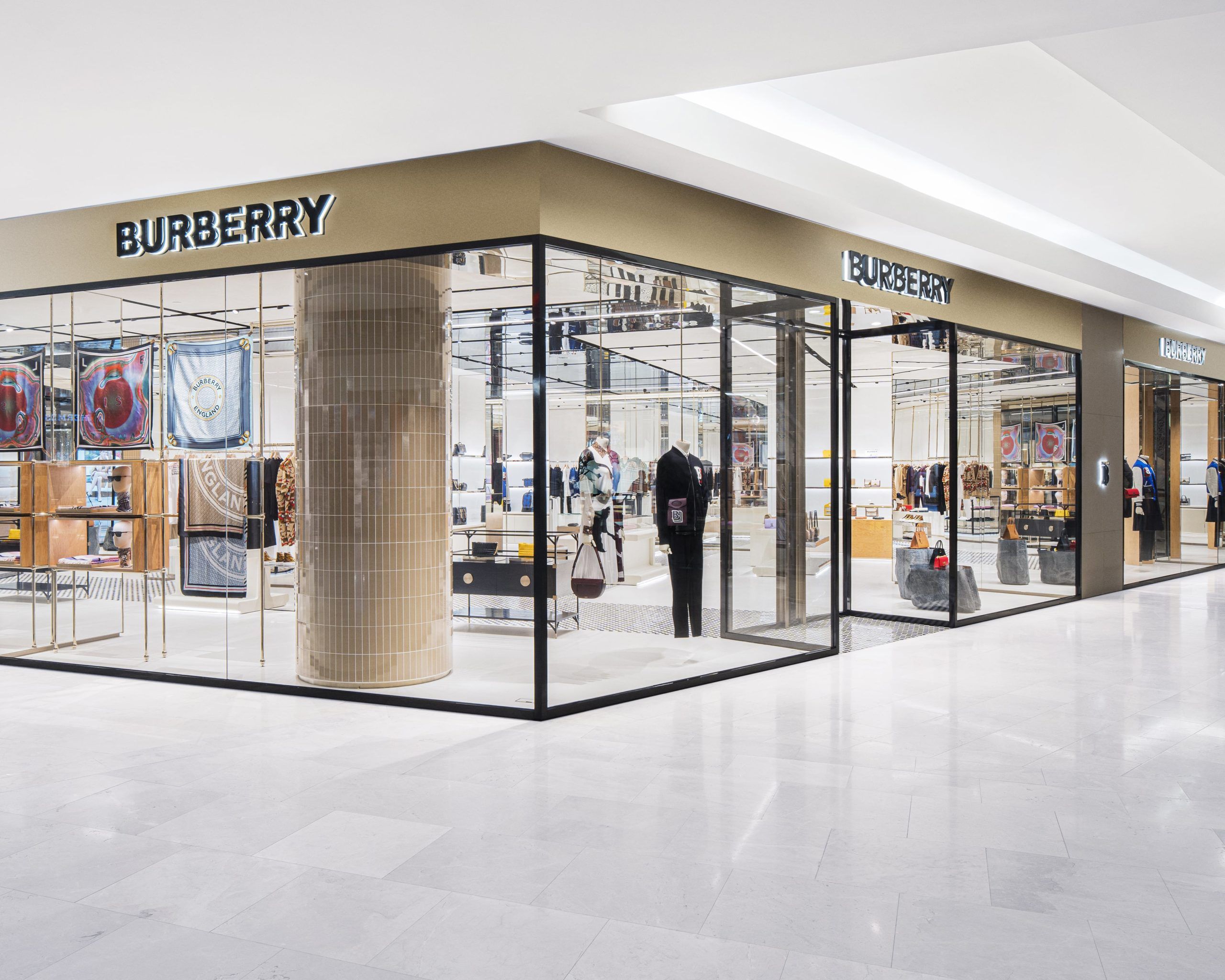 Actualizar 43+ imagen burberry mall