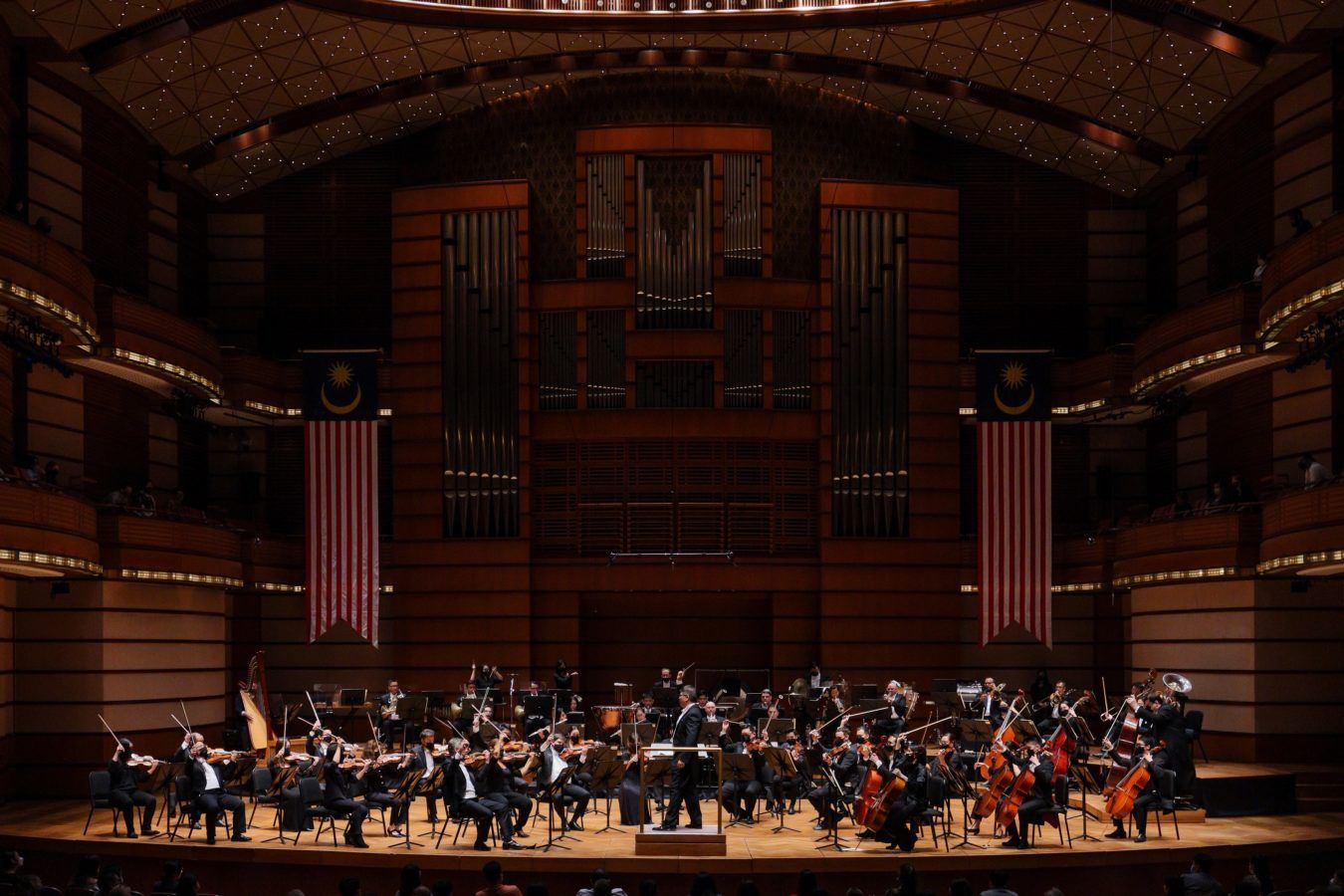 The Malaysian Philharmonic Orchestra rings in Raya 2022 with a special concert